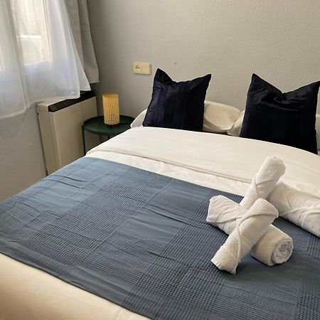 Apartments Madrid Principe 2 Bagian luar foto