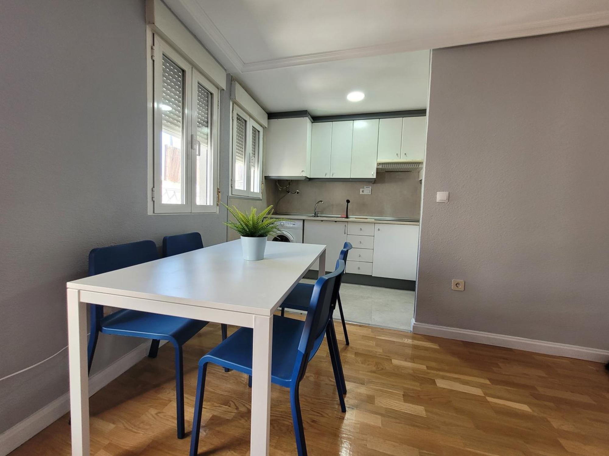 Apartments Madrid Principe 2 Bagian luar foto