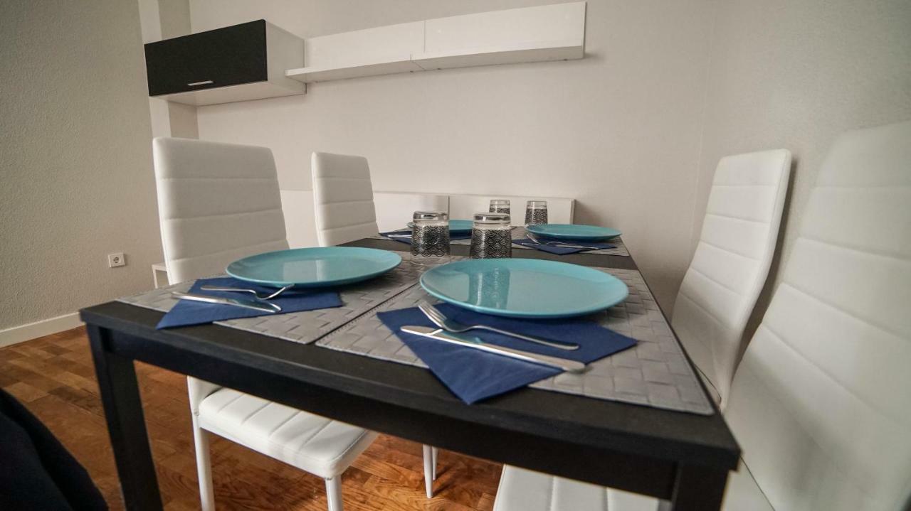 Apartments Madrid Principe 2 Bagian luar foto